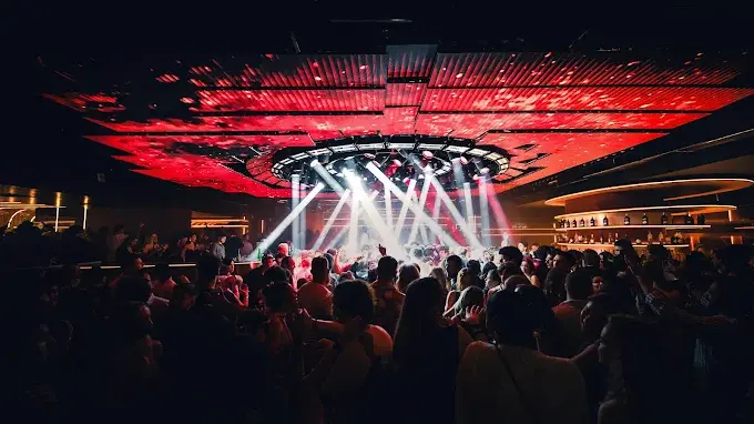 sutton club barcelona image