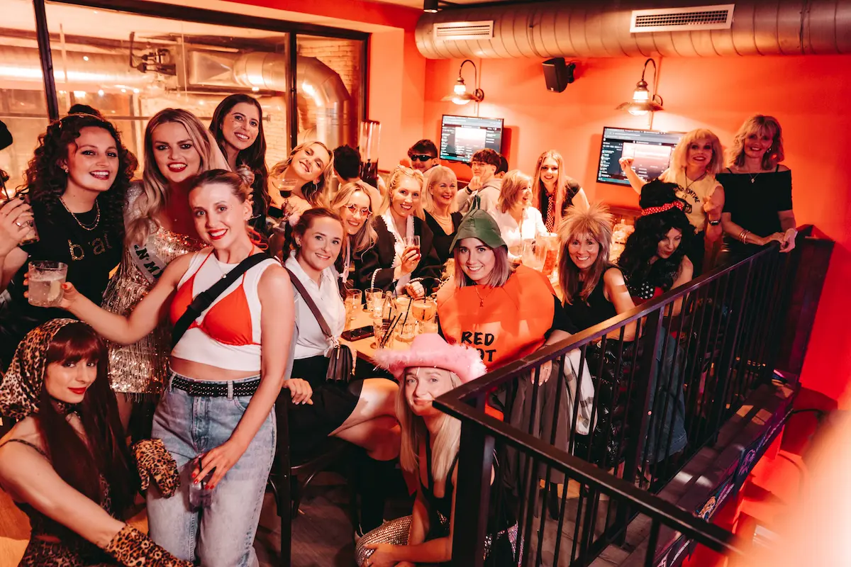 barcelona pub crawl alternative for nightlife